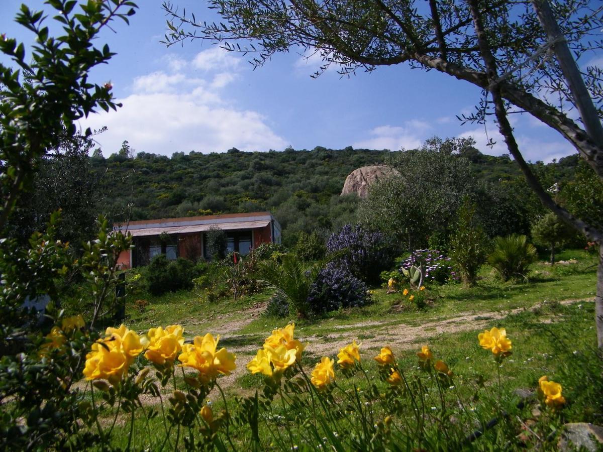 B&B Casa Per Ferie Villaggiocarovana Castiadas Exterior photo